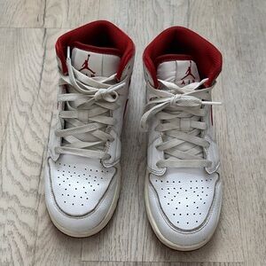 Boys Air Jordan 1 Mid SE